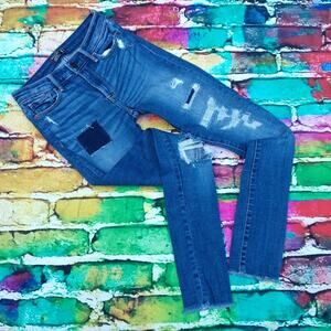 Abercrombie and Fitch Harper Low Rise Super Skinny Destroyed Patched size 24 00